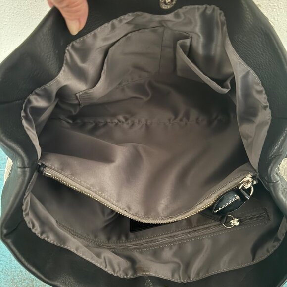 COACH Penelope Signature Navy & Gray Shoulder Bag 14422 - Picture 7 of 10